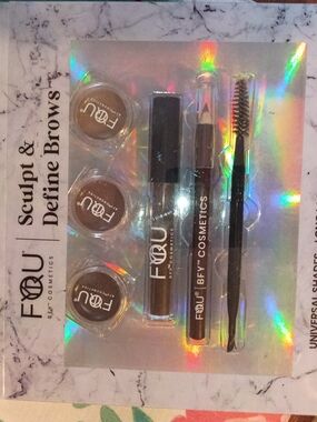 Sculpt & Define Brows Kit - Brown